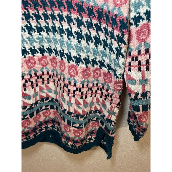 Vintage Paris Sport Club Floral Sweater Grandma Sweater comfy and cozy sz medium - Picture 2 of 4